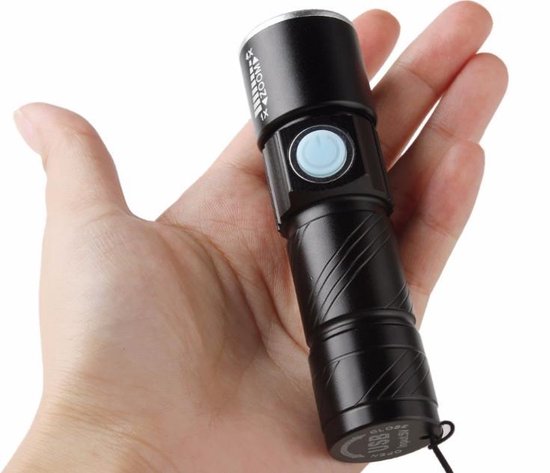 Rechargeable USB LED Flashlight - Rechargeable Flashlight Waterproof - 800 Lumen - With Zoom - Water Resistant - Black