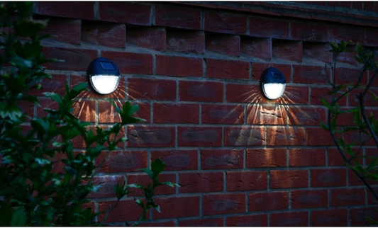 Grundig Solar Wandlamp - Dag & Nacht Sensor - Buitenverlichting Tuinverlichting ZWART